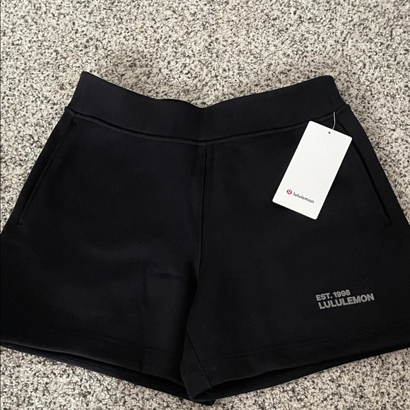 lululemon athletica Pants - lululemon heavyweight fleece sweatshirts 5’ women’s medium